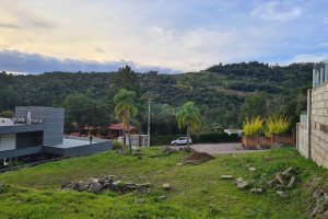 Terreno, no bairro Linha 40 em Caxias do Sul para Comprar