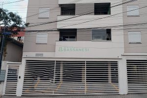 Apto Mobiliado com 56m², 2 dormitórios, 1 vaga, no bairro Presidente Vargas em Caxias do Sul para Alugar