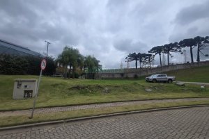 Terreno, no bairro Nossa Senhora da Saúde em Caxias do Sul para Comprar