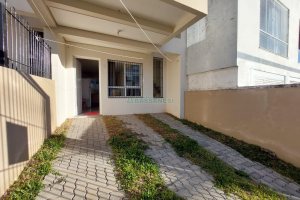 Sobrado Mobiliado com 70m², 2 dormitórios, 1 vaga, no bairro São Virgílio em Caxias do Sul para Alugar