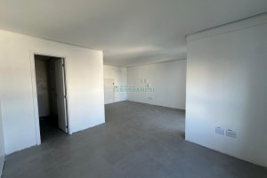Apartamento com 40m², 1 dormitório, 1 vaga, no bairro Lourdes em Caxias do Sul para Comprar