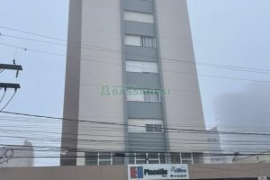 Apartamento com 60m², 2 dormitórios, 1 vaga, no bairro São Pelegrino em Caxias do Sul para Comprar