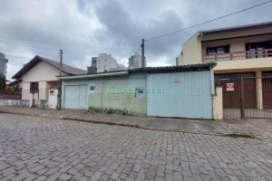 Pavilhão com 360m², no bairro Panazzolo em Caxias do Sul para Alugar