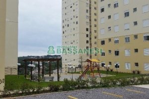 Apartamento com 52m², 2 dormitórios, 1 vaga, no bairro De Zorzi em Caxias do Sul para Alugar
