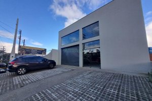Loja com 230m², no bairro Planalto em Caxias do Sul para Alugar