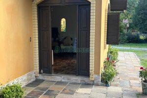 Chácara com 300m², 3 dormitórios, 2 vagas, no bairro Vila Seca em Caxias do Sul para Comprar