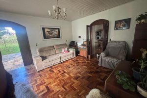 Chácara com 300m², 3 dormitórios, 2 vagas, no bairro Vila Seca em Caxias do Sul para Comprar