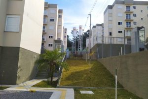 Apartamento com 82m², 2 dormitórios, 1 vaga, no bairro São Virgílio em Caxias do Sul para Alugar