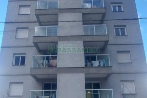 Apartamento com 46m², 2 dormitórios, 1 vaga, no bairro São Luiz em Caxias do Sul para Alugar