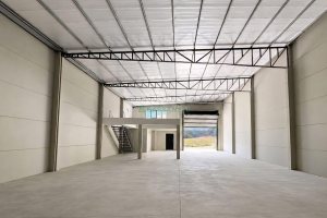 Pavilhão com 378m², no bairro São Luiz em Caxias do Sul para Alugar