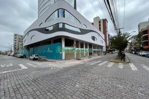 Kitinete Mobiliado com 35m², 1 dormitório, 1 vaga, no bairro São Pelegrino em Caxias do Sul para Alugar
