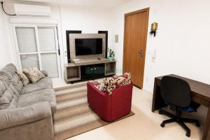 Apto Mobiliado com 70m², 2 dormitórios, 1 vaga, no bairro Vinhedos em Caxias do Sul para Alugar