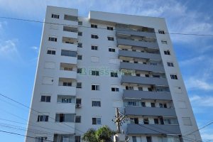 Apartamento com 50m², 2 dormitórios, 1 vaga, no bairro Kayser em Caxias do Sul para Alugar