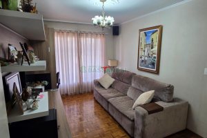 Apartamento com 85m², 3 dormitórios, 1 vaga, no bairro Sagrada Família em Caxias do Sul para Comprar