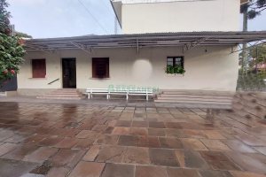 Loja com 400m², no bairro Ana Rech em Caxias do Sul para Alugar