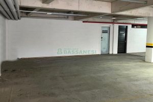Estacionamento com 100m², no bairro Pio X em Caxias do Sul para Alugar