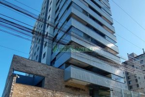 Apartamento com 86m², 2 dormitórios, 2 vagas, no bairro Lourdes em Caxias do Sul para Comprar