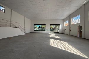 Loja com 400m², 8 vagas, no bairro São Pelegrino em Caxias do Sul para Alugar