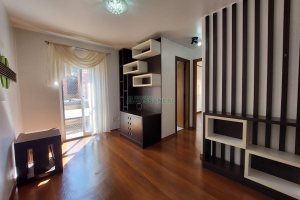 Apto Mobiliado com 57m², 2 dormitórios, 2 vagas, no bairro Universitário em Caxias do Sul para Alugar