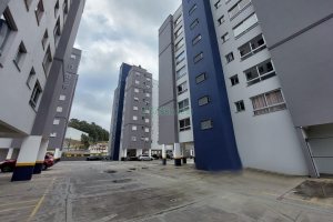 Apartamento com 62m², 2 dormitórios, 1 vaga, no bairro São Caetano em Caxias do Sul para Alugar