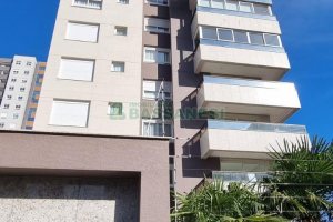 Apartamento com 168m², 3 dormitórios, 3 vagas, no bairro Universitário em Caxias do Sul para Comprar