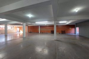Pavilhão com 280m², no bairro Esplanada em Caxias do Sul para Alugar