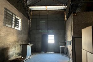Pavilhão com 2500m², no bairro Sao Gotardo em Flores da Cunha para Alugar