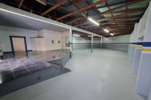 Pavilhão com 288m², no bairro Pio X em Caxias do Sul para Alugar