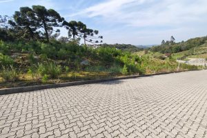 Terreno com 412m², no bairro Nossa Senhora da Conceição em Caxias do Sul para Comprar