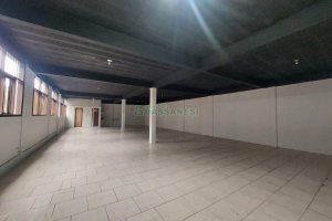 Loja com 260m², no bairro Vinhedos em Caxias do Sul para Alugar