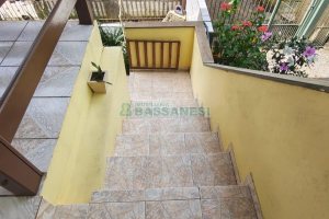 Casa com 70m², 3 dormitórios, 1 vaga, no bairro São Caetano em Caxias do Sul para Comprar