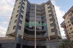Apto Mobiliado com 126m², 3 dormitórios, 1 vaga, no bairro São Pelegrino em Caxias do Sul para Alugar