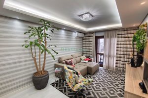 Apartamento com 84m², 3 dormitórios, 3 vagas, no bairro Madureira em Caxias do Sul para Comprar