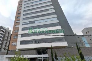 Apto Mobiliado com 98m², 2 dormitórios, 2 vagas, no bairro Jardim América em Caxias do Sul para Alugar