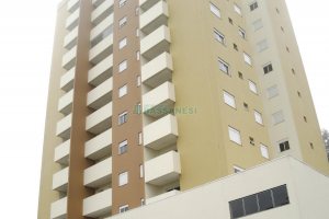 Apartamento com 53m², 2 dormitórios, 1 vaga, no bairro São Leopoldo em Caxias do Sul para Alugar