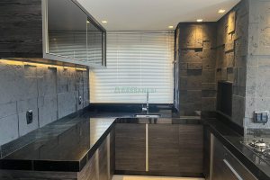 Apto Mobiliado com 146m², 3 dormitórios, 3 vagas, no bairro Jardim América em Caxias do Sul para Comprar