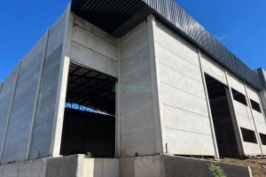 Pavilhão com 530m², no bairro Jardim das Hortências em Caxias do Sul para Alugar ou Comprar
