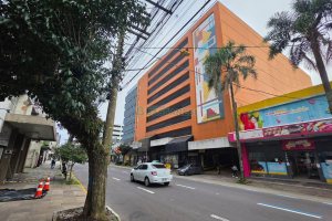 Box com 12m², no bairro Centro em Caxias do Sul para Comprar
