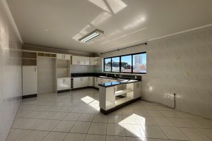 Apartamento com 110m², 3 dormitórios, 1 vaga, no bairro Rio Branco em Caxias do Sul para Alugar