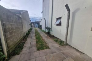 Casa Mobiliada com 200m², 3 dormitórios, 2 vagas, no bairro Santa Lúcia em Caxias do Sul para Alugar