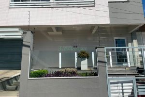 Apartamento com 62m², 2 dormitórios, 1 vaga, no bairro Vinhedos em Caxias do Sul para Alugar ou Comprar