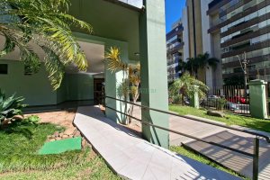 Apartamento com 187m², 3 dormitórios, 2 vagas, no bairro Lourdes em Caxias do Sul para Comprar