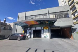 Sala com 600m², no bairro Lourdes em Caxias do Sul para Alugar