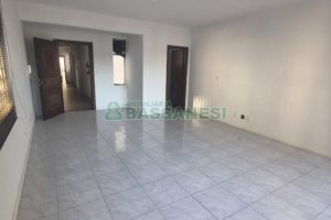 Sala com 42m², no bairro Centro em Caxias do Sul para Comprar