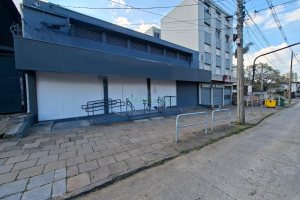 Loja com 519m², no bairro Madureira em Caxias do Sul para Alugar