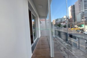 Loja com 335m², 8 vagas, no bairro Panazzolo em Caxias do Sul para Alugar