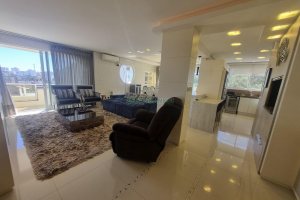 Apto Mobiliado com 202m², 3 dormitórios, 4 vagas, no bairro Rio Branco em Caxias do Sul para Alugar