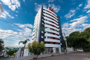 Apto Mobiliado com 85m², 2 dormitórios, 1 vaga, no bairro Charqueadas em Caxias do Sul para Alugar