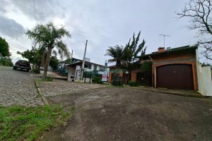 Casa com 280m², 4 dormitórios, 2 vagas, no bairro Jardim Eldorado em Caxias do Sul para Alugar ou Comprar