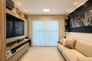 Apartamento com 98m², 2 dormitórios, 2 vagas, no bairro Vila Horn em Caxias do Sul para Comprar